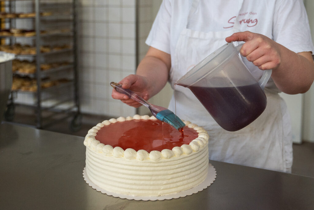 Baeckerei_Sprung_Konditor_Job_Moeckern_Baecker